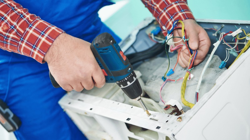 Keçiören Vaillant Vaillant çamaşır makinesi kart tamiri – Su almama arızası orijinal parça ile giderildi. - Teknik servis örneği